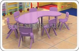 保定幼儿园桌椅 儿童课桌椅小床 石家庄振鹏游乐玩具设备厂