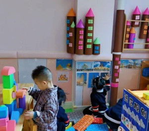 幼儿园区角游戏