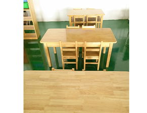 幼儿园桌子高度 金色童年