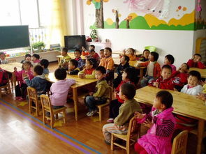 别再趴门爬窗偷看了,孩子在幼儿园总有些你不知道的事